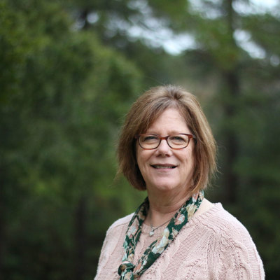 Kathy Wythe headshot
